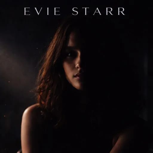 EVIE STARR