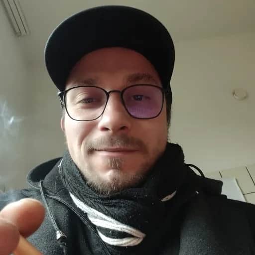 MrMM