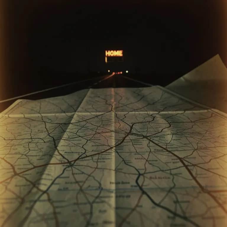 Dial Tone Between Us