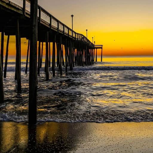 Guitar and  beach shit.