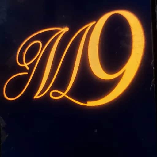 Albulmoutofthis,listening.